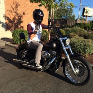 Meet your Posher, Derrick